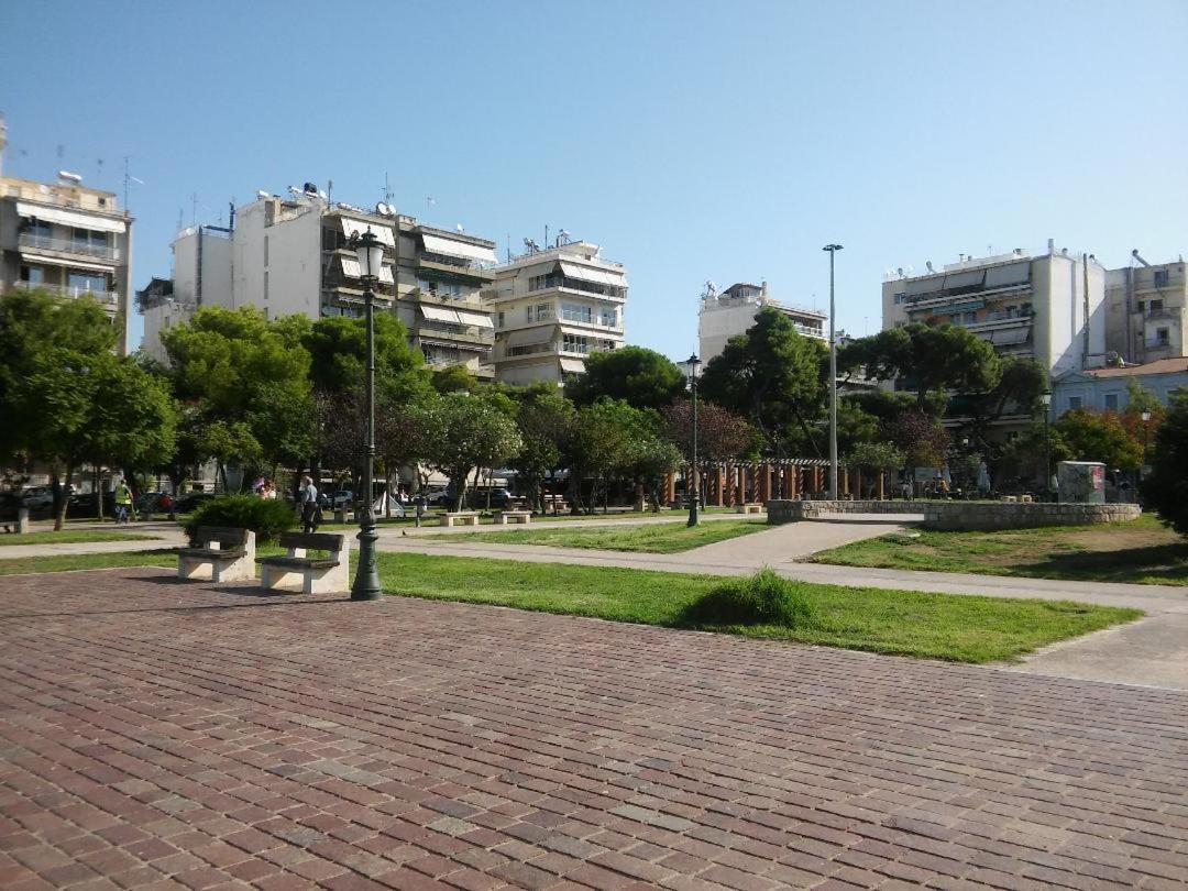 Chryssa - Χρυσα Apartment Патра Екстериор снимка
